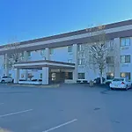 Quality Inn Arena